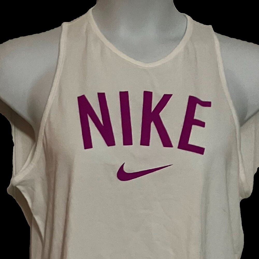 Nike Tee Athletic Cut Dri-Fit Size L